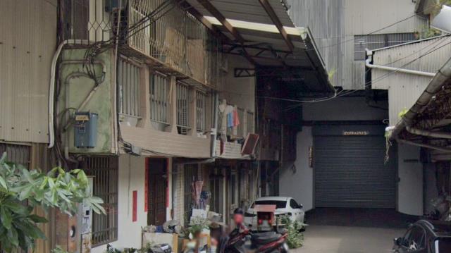 台中法拍屋朴子街透天優室法拍林小陽