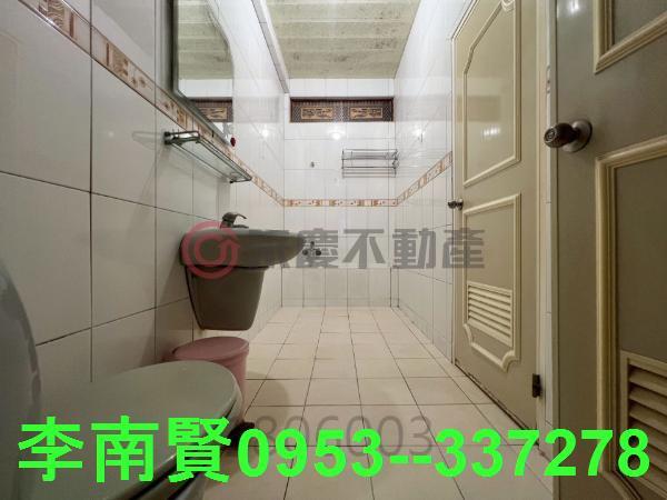 台南東區透天-9