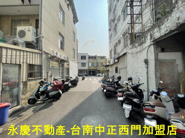 台南東區公寓-11