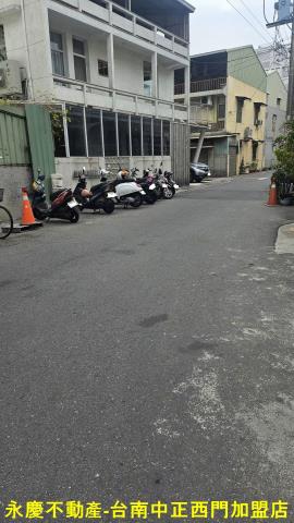 台南東區公寓-13