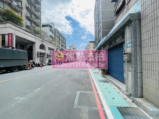 蘆洲店面法拍-9