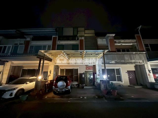 竹南法拍屋獅山親子公園迪斯奈透天法拍好丘0906901097