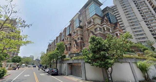 鳥松透天法拍-2