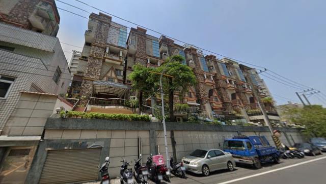 鳥松透天法拍-3