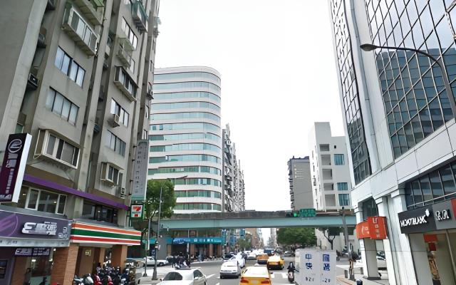 台北松山拍賣大樓-1