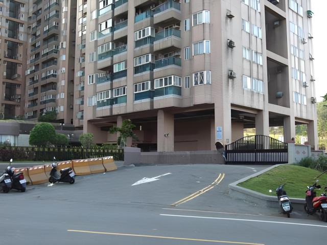 基隆中正區法拍大樓-4