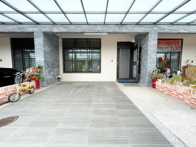 佳里佳里興大面寬孝親雙車墅住商姚語宸