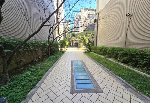 蘆竹光明國小電梯別墅