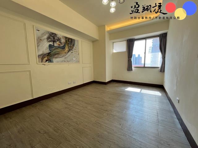 屏東市核心地縣民公園大三房