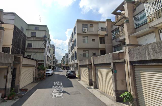 台南法拍透天-3