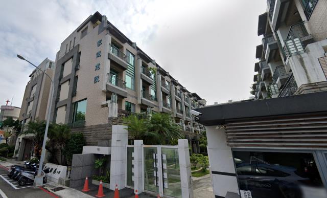 台南拍賣透天-2