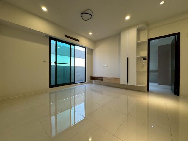 台南新市大樓-1