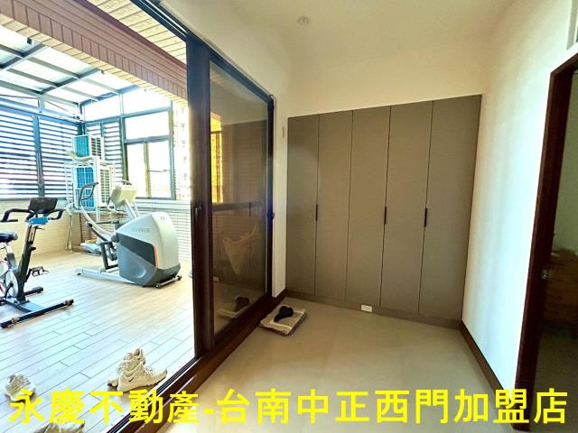 高雄左營透天-8