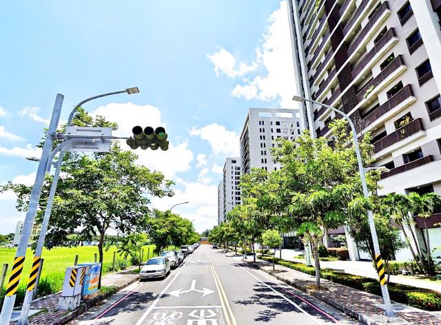 台南東區大樓法拍-4