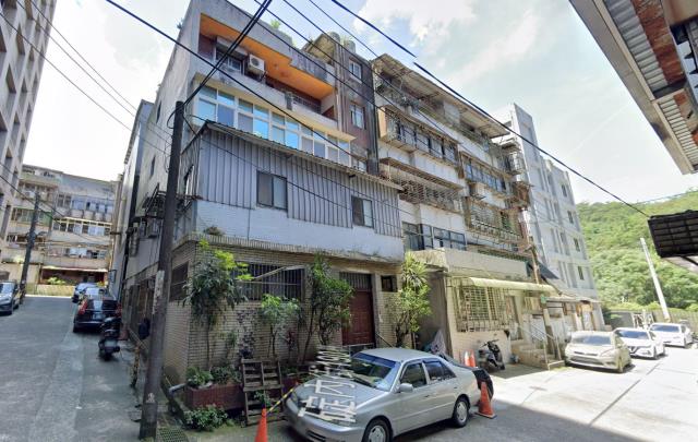 基隆法拍屋碇內街邊間一樓優室法拍林小陽