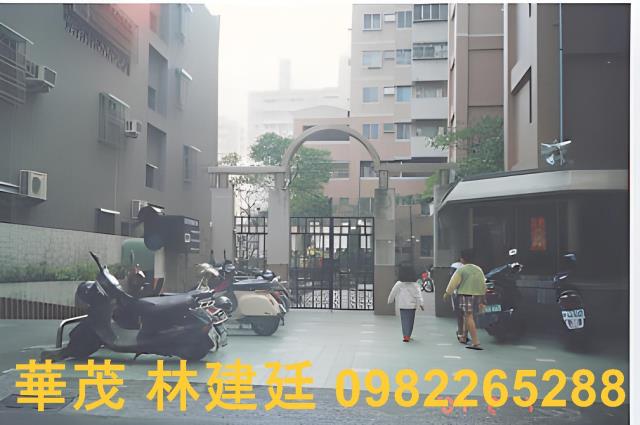 高雄岡山大樓拍賣-0