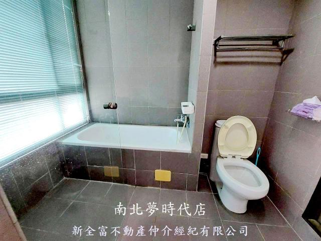 台南東區套房-9
