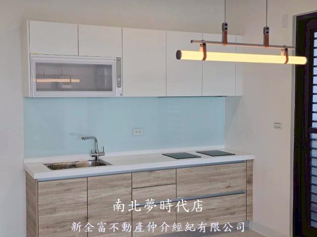 台南新市大樓-12