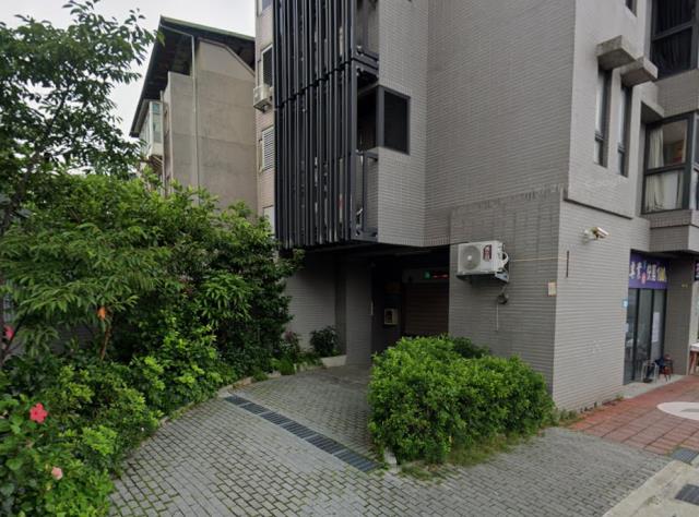 新北板橋拍賣華廈-3