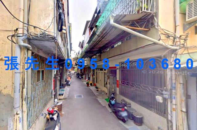 台中市霧峰區萊園路8巷25號台中法拍代標明台高中透天