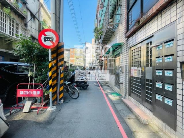 中和大樓法拍-7