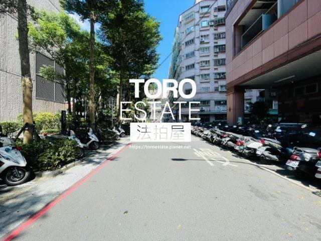 新北中和拍賣大樓-6