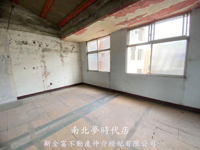 台南中西區透天-8