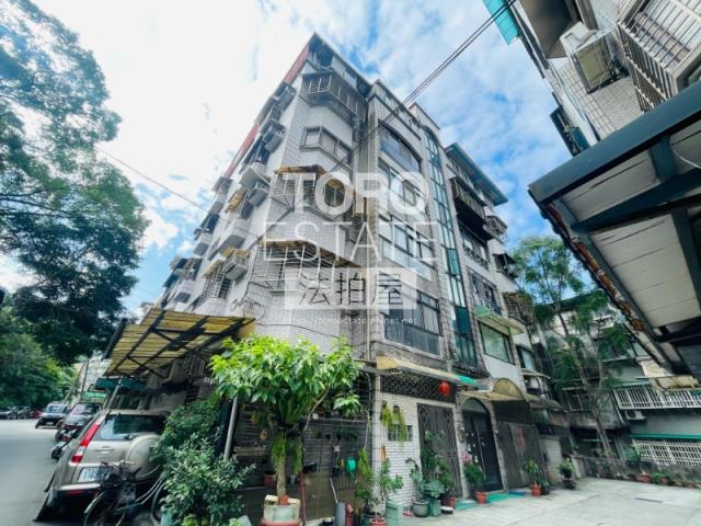 信義區法拍公寓-5