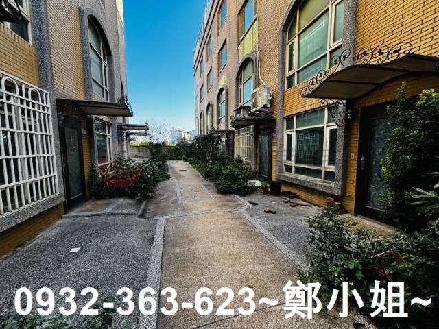 楊梅快樂小鎮透天別墅出售