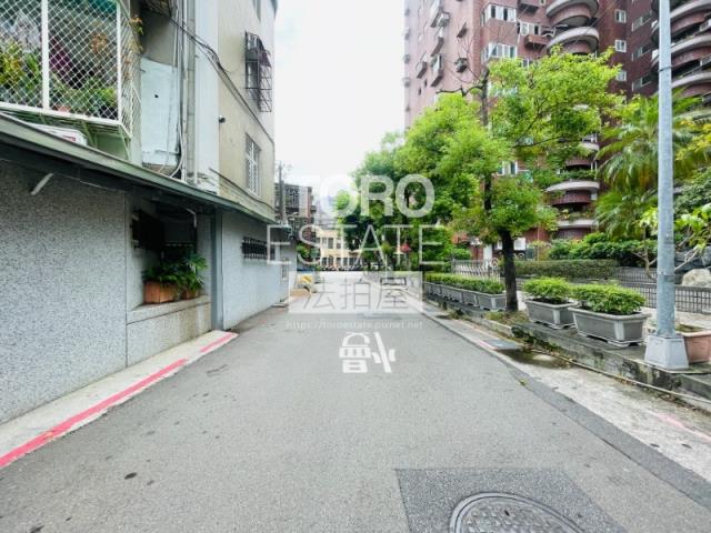 台北士林大樓法拍-6