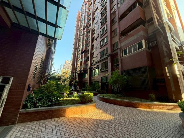 左營法拍大樓-4