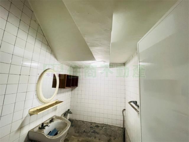 高雄楠梓透天-9