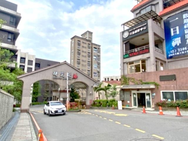 研究苑新北市汐止區東勢街201巷106弄43號2層樓透天
