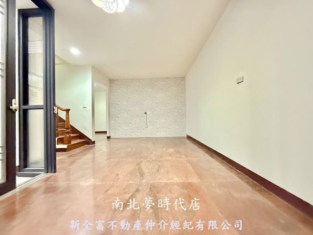 大安街近商優質傳統車墅