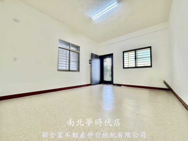 台南新市透天-1
