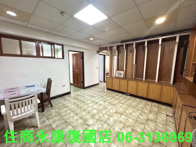 站前鄰台南公園三房電寓