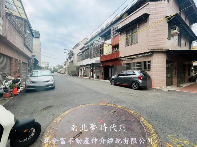 台南東區透天-1