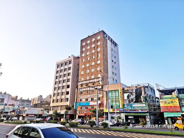 嘉義西區大樓法拍-1