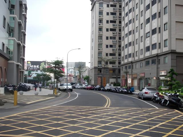 桃園中壢大樓拍賣-2