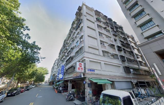 高雄鳳山大樓法拍-4