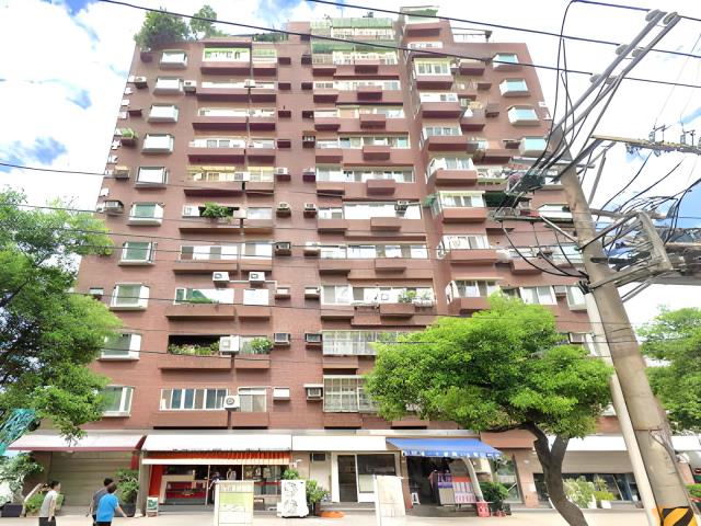 士林拍賣大樓-0