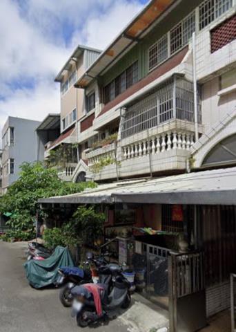 桃園八德法拍透天-1