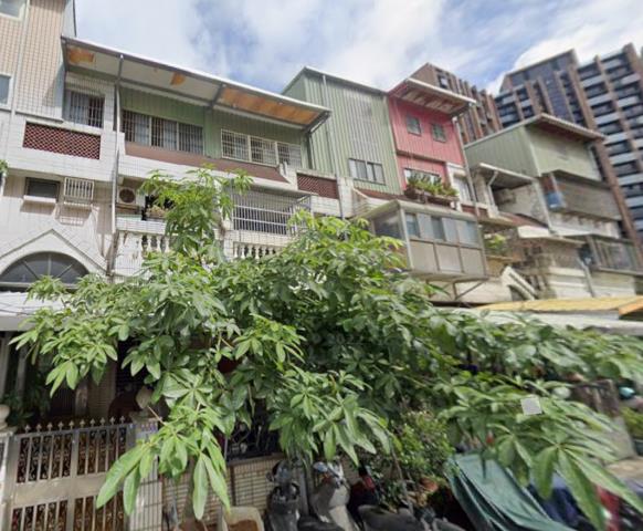 桃園八德法拍透天-2