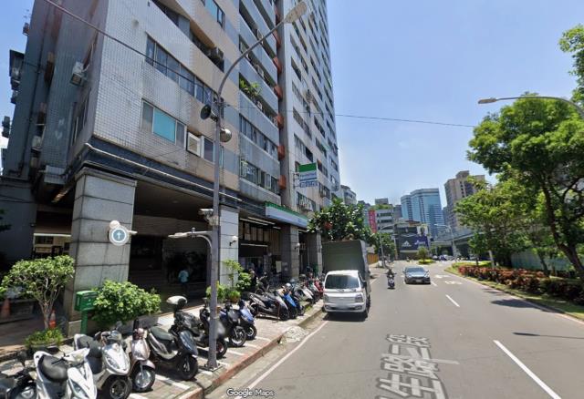 新北板橋大樓拍賣-2