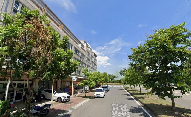 楠梓法拍透天-3