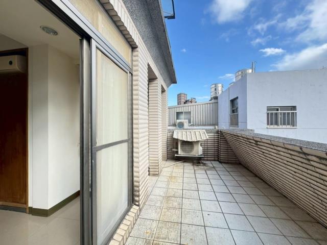 中壢區近中壢區公所大地坪透天別墅新街國小天晟醫院