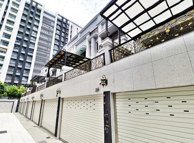 台南安南法拍透天-1