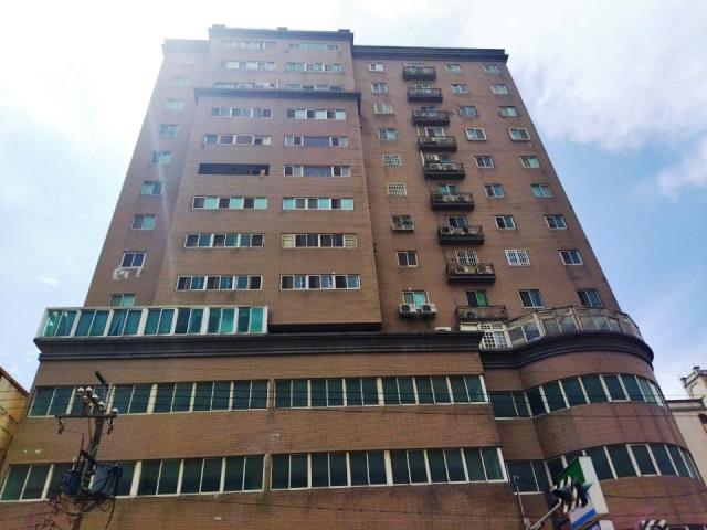 湖口鄉法拍屋成功路晶棧社區優室法拍林小陽