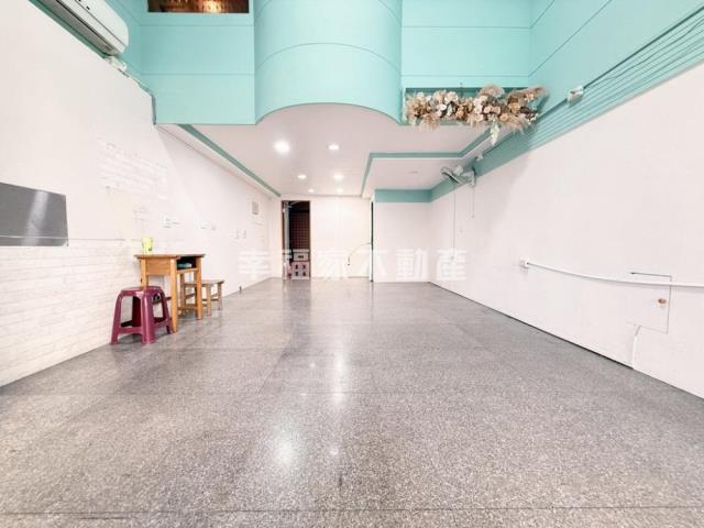 東區近南紡透天感大空間樓店