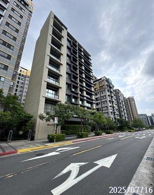 內湖法拍華廈-1